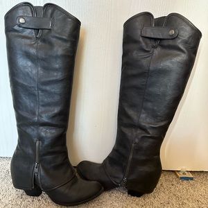 Fergalicious Ledge Boots - barely worn